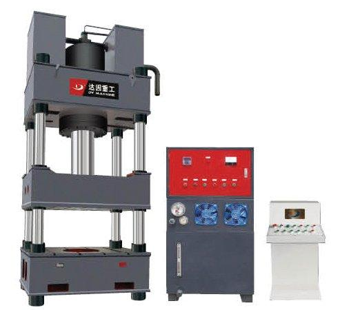 四柱液壓機(jī)與內(nèi)部輔助裝置的相互協(xié)調(diào)工作