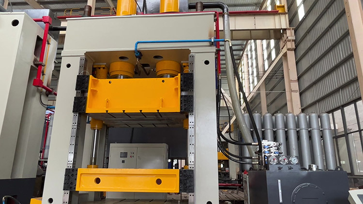 框架液壓機(jī)